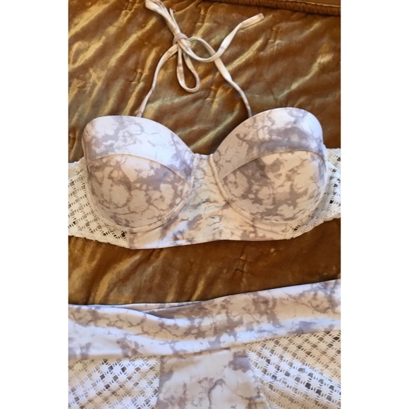 Lisa Maree x Urban Outfitters High-Waisted Crochet Bikini, Size Medium - Picture 7 of 17